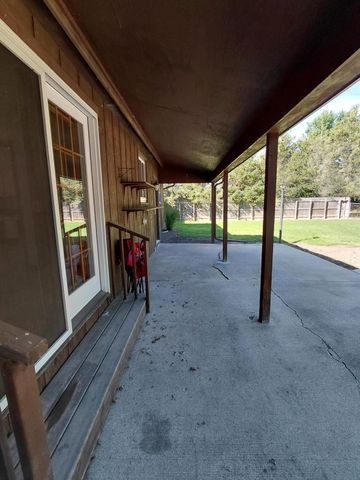 31715 30th Street, Paw Paw, MI 49079