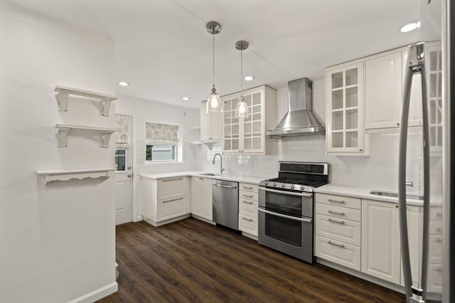1401 SURREY LN, Wynnewood, PA 19096