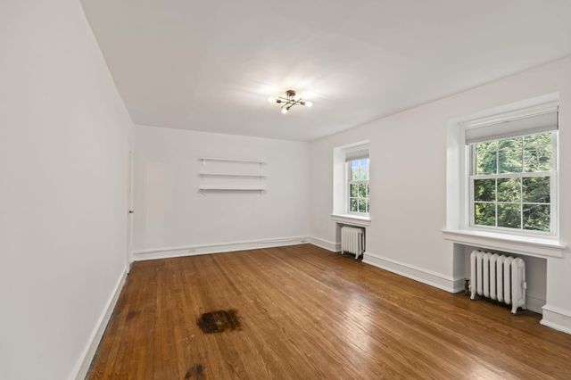 1401 SURREY LN, Wynnewood, PA 19096