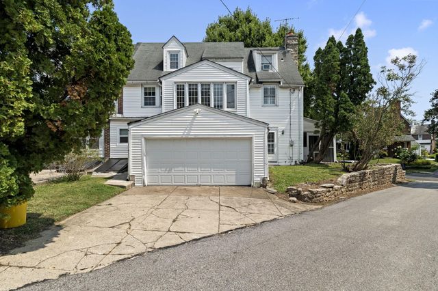 1401 SURREY LN, Wynnewood, PA 19096