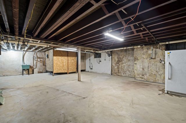 1401 SURREY LN, Wynnewood, PA 19096