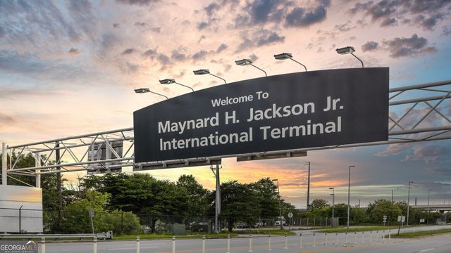 4436 Manor Hill Drive, Union City, GA 30291