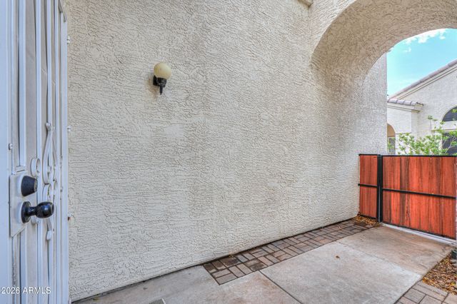 2100 W LEMON TREE Place 3, Chandler, AZ 85224