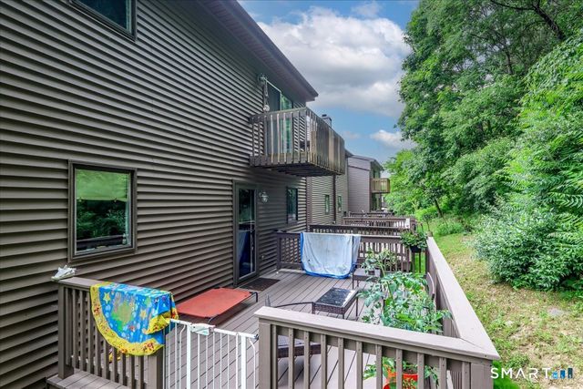52 Twin Oaks 52, New Milford, CT 06776