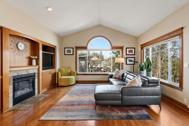 4805 E Gleneagle Ln, Spokane, WA 99223