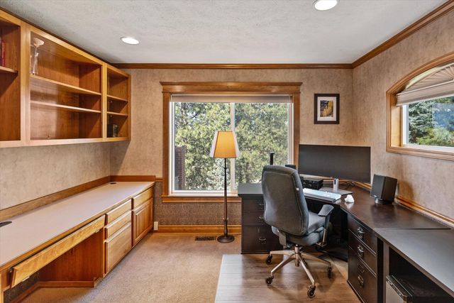 4805 E Gleneagle Ln, Spokane, WA 99223