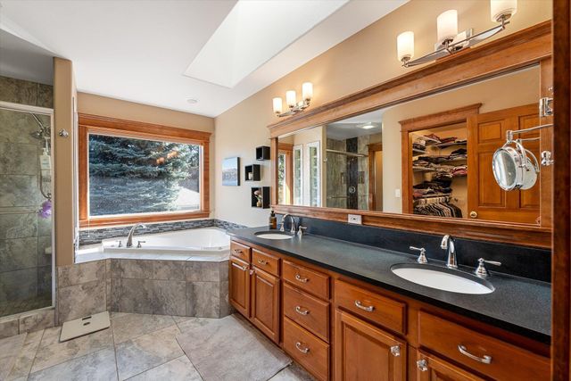 4805 E Gleneagle Ln, Spokane, WA 99223