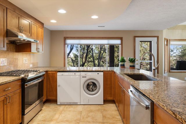 4805 E Gleneagle Ln, Spokane, WA 99223