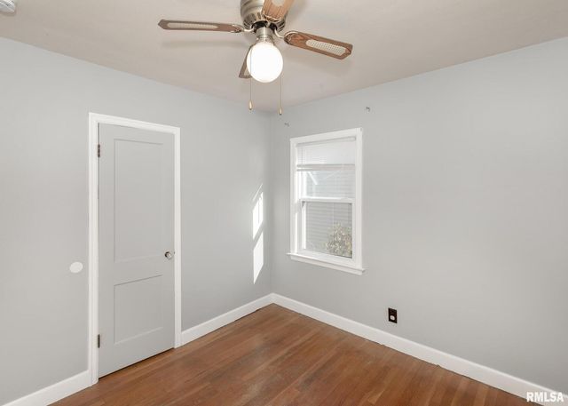 3017 BELLEVUE Avenue, Bettendorf, IA 52722