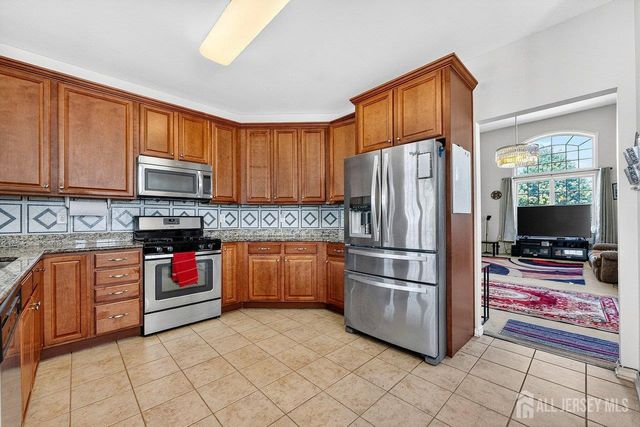 50 NE Dahlia Court, Piscataway, NJ 08854