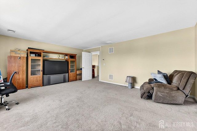 50 NE Dahlia Court, Piscataway, NJ 08854