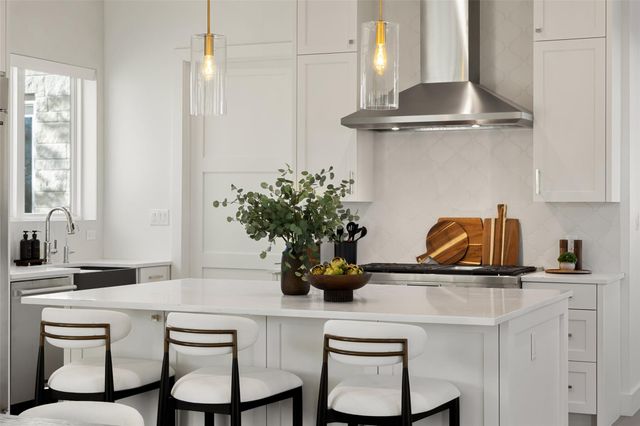 12120 FITZHUGH PL, Dripping Springs, TX 78620