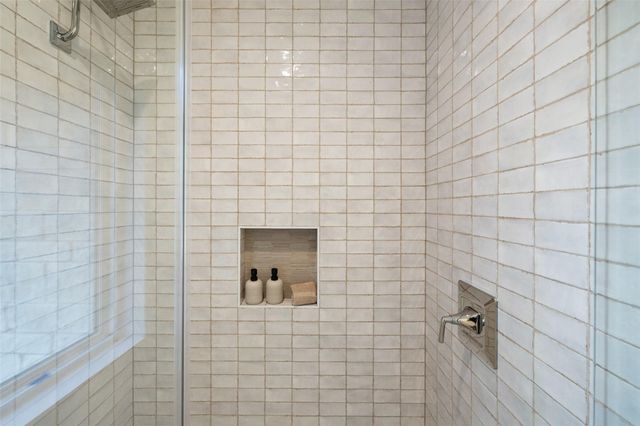 12120 FITZHUGH PL, Dripping Springs, TX 78620