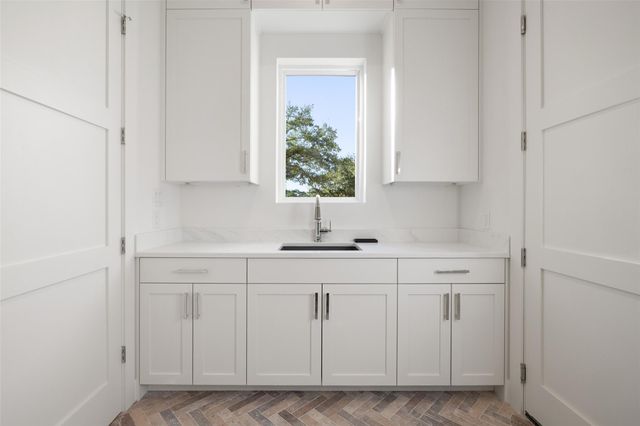 12120 FITZHUGH PL, Dripping Springs, TX 78620