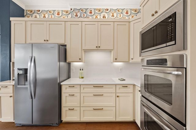 409 New Lido DR, Lakeway, TX 78734