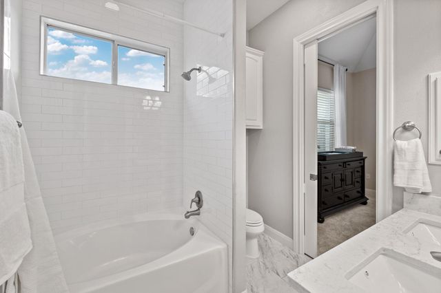 409 New Lido DR, Lakeway, TX 78734