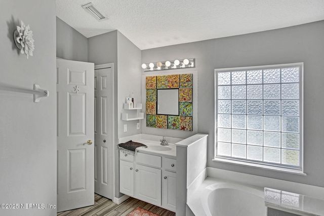 20 WOODHOLME Lane, Palm Coast, FL 32164