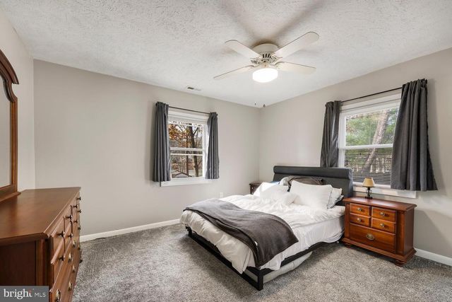 1138 LAKEVIEW DR, Stafford, VA 22556