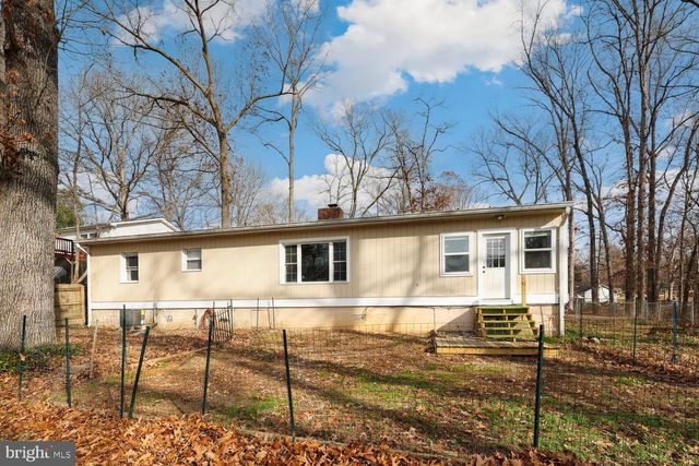 1138 LAKEVIEW DR, Stafford, VA 22556