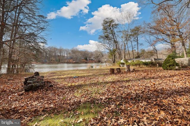 1138 LAKEVIEW DR, Stafford, VA 22556