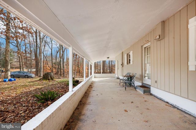 1138 LAKEVIEW DR, Stafford, VA 22556