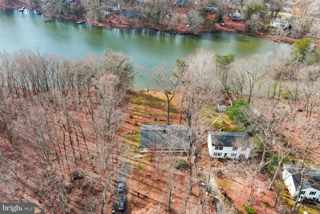 1138 LAKEVIEW DR, Stafford, VA 22556