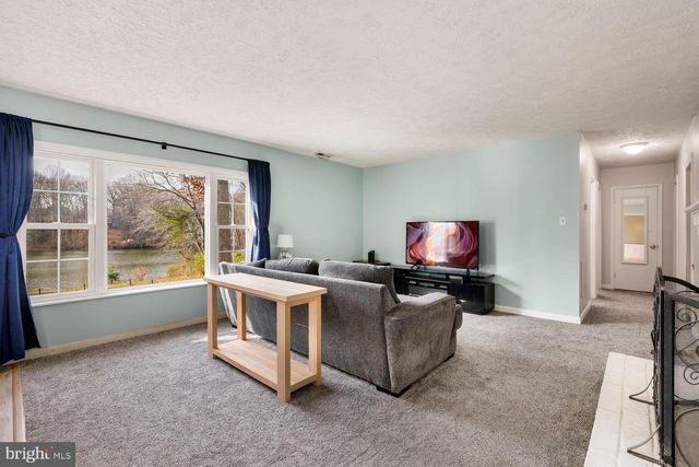 1138 LAKEVIEW DR, Stafford, VA 22556