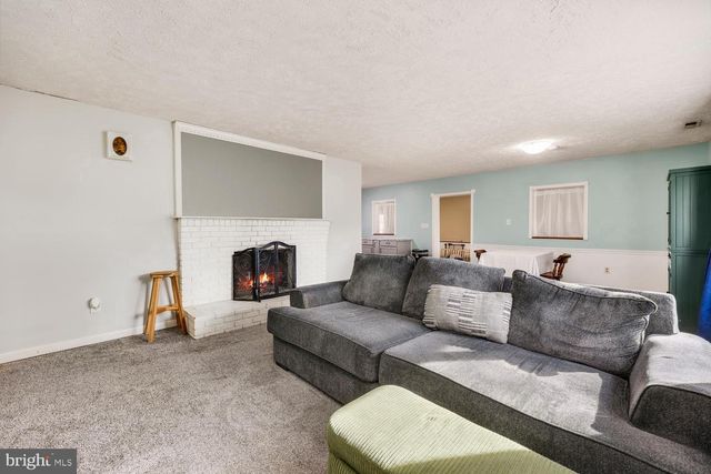 1138 LAKEVIEW DR, Stafford, VA 22556