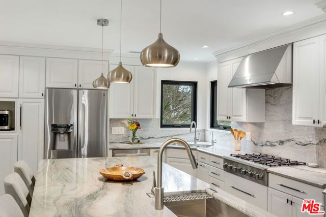 3558 S Muirfield Road, Los Angeles, CA 90016