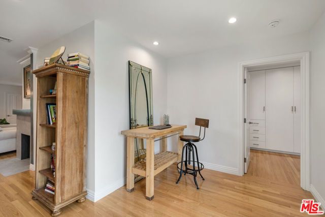 3558 S Muirfield Road, Los Angeles, CA 90016