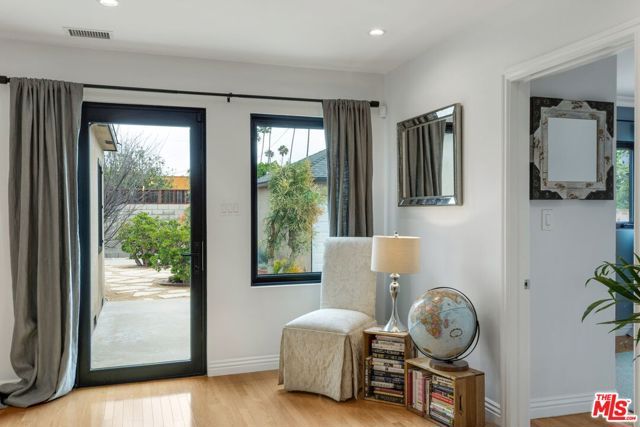 3558 S Muirfield Road, Los Angeles, CA 90016
