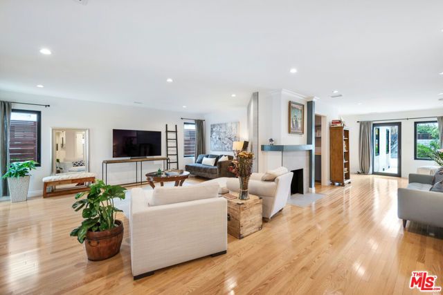 3558 S Muirfield Road, Los Angeles, CA 90016