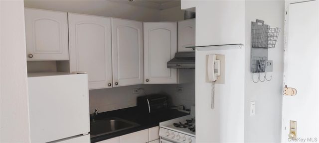 152-18 Union Turnpike 8S, Flushing, NY 11367
