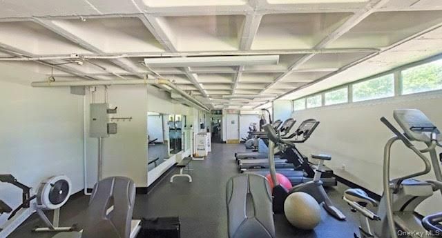 152-18 Union Turnpike 8S, Flushing, NY 11367