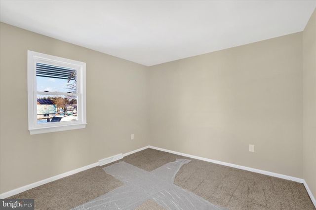 3046 GREENFIELD DR, Dover, PA 17315