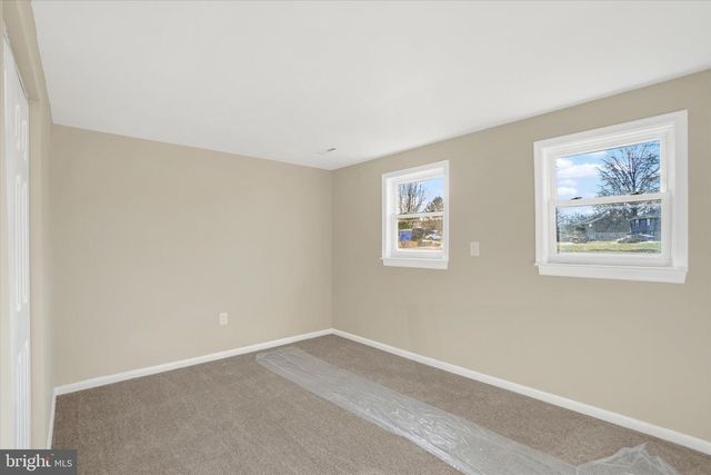 3046 GREENFIELD DR, Dover, PA 17315