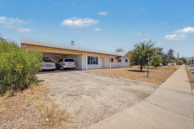 6241 E 34th Street, Tucson, AZ 85711