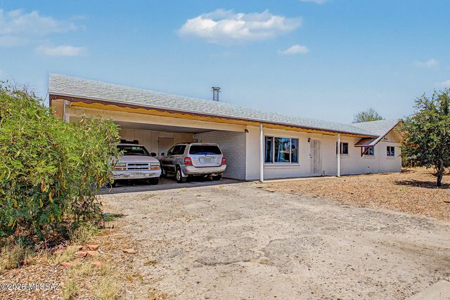 6241 E 34th Street, Tucson, AZ 85711