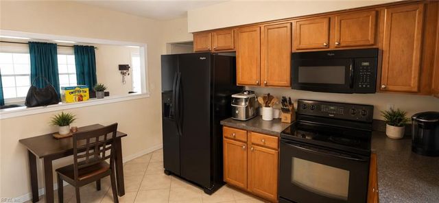 4757 Deerfield LN, Virginia Beach, VA 23455