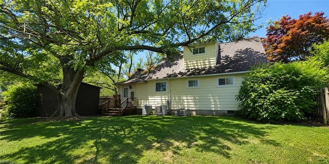 4757 Deerfield LN, Virginia Beach, VA 23455