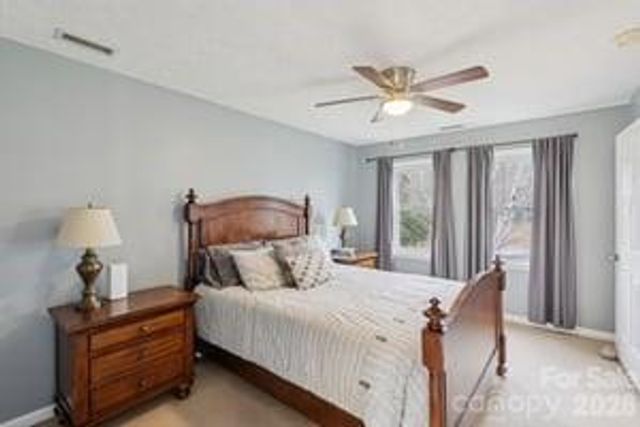 113 Forest Avenue NE, Valdese, NC 28690