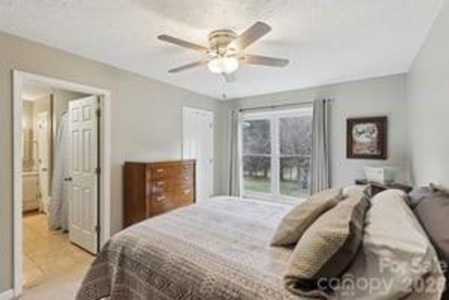 113 Forest Avenue NE, Valdese, NC 28690