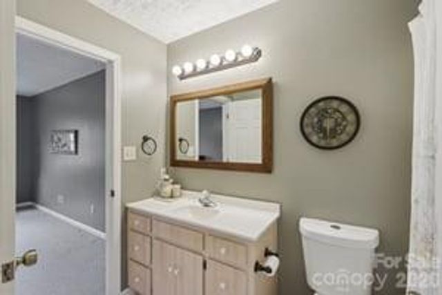 113 Forest Avenue NE, Valdese, NC 28690