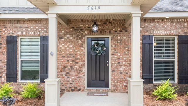 5619 Maggie Rose Circle, Milton, FL 32570