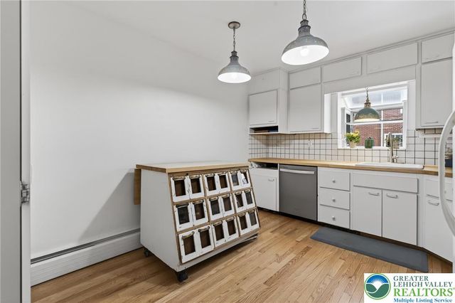 2202 West Tilghman Street, Allentown City, PA 18104