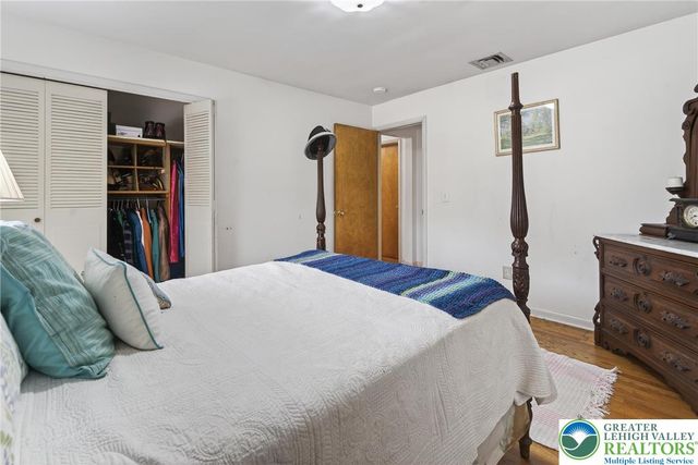 2202 West Tilghman Street, Allentown City, PA 18104