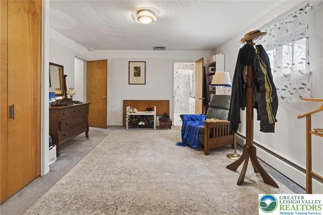 2202 West Tilghman Street, Allentown City, PA 18104