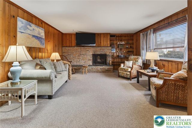 2202 West Tilghman Street, Allentown City, PA 18104