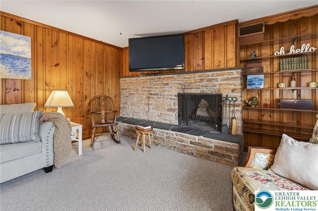 2202 West Tilghman Street, Allentown City, PA 18104