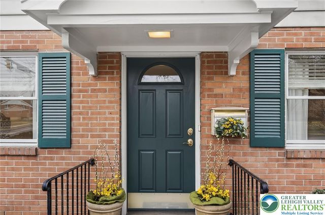 2202 West Tilghman Street, Allentown City, PA 18104